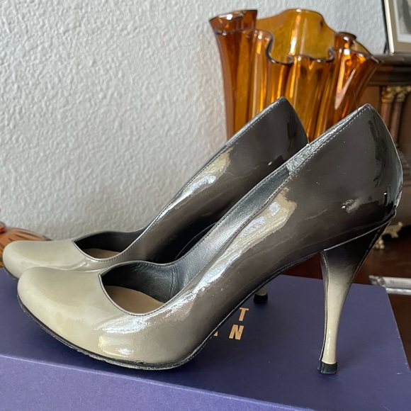 Stuart Weitzman Ombré Grey Heels - Picture 2 of 14